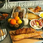 Campanile Paris - Centre 3*