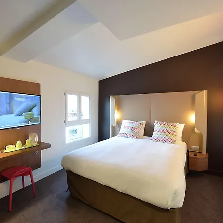 Campanile Paris - Centre Otel 3*