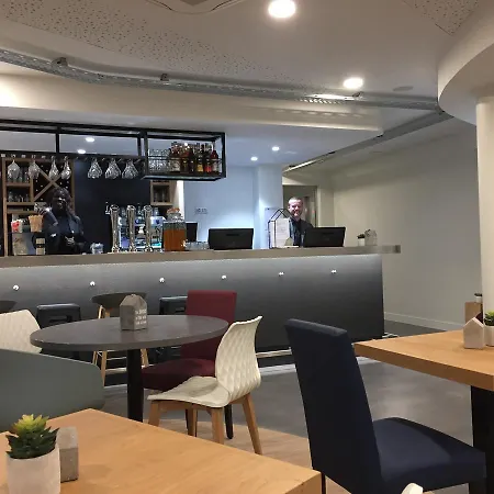 Campanile Paris - Centre Otel 3*