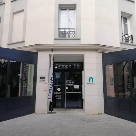 Otel Campanile Paris - Centre Clichy