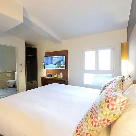Otel Campanile Paris - Centre Clichy