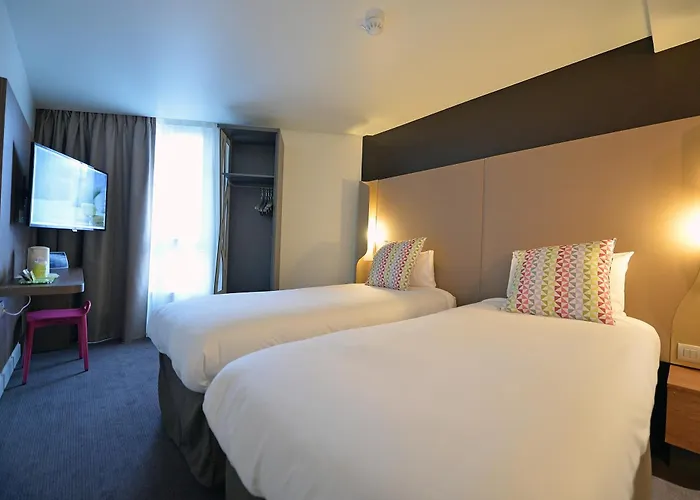 Campanile Paris - Centre 3* קלישי