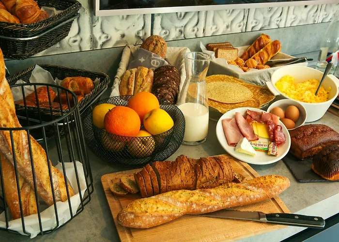 Campanile Paris - Centre 3*
